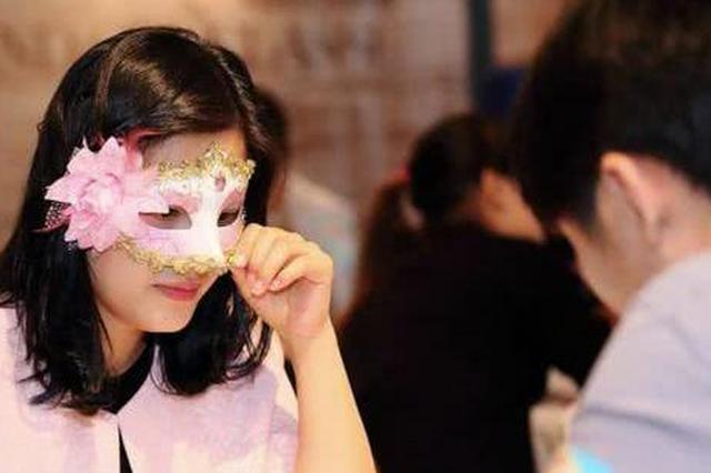 杭州一发型师谎称单身与女孩谈恋爱 骗走9人60多万