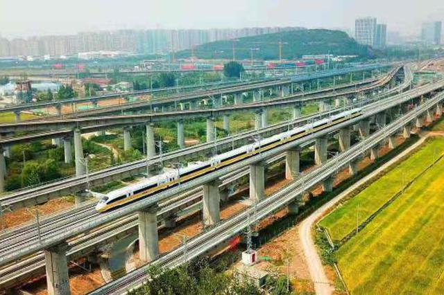 江苏高铁建设获历史性突破 “品质出行”受追捧