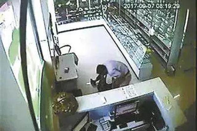 男子心肺复苏压断老太肋骨获判不担责！被救老人上诉