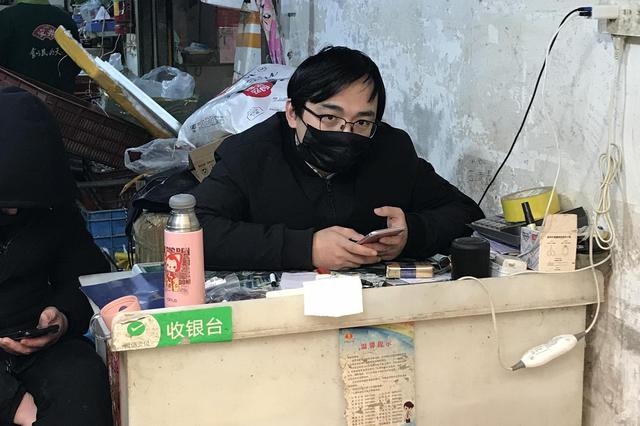 武汉卫健委：19日晚新型肺炎新增死亡1例