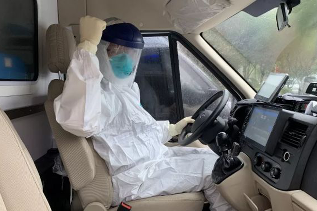 战疫情：园区医疗卫生工作者筑牢抗击疫情第一线