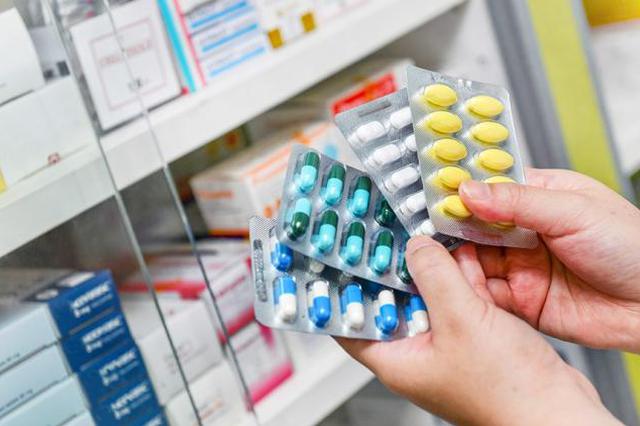 这些药或对抗新冠病毒有效，30多项治疗方案拟启动临床试验