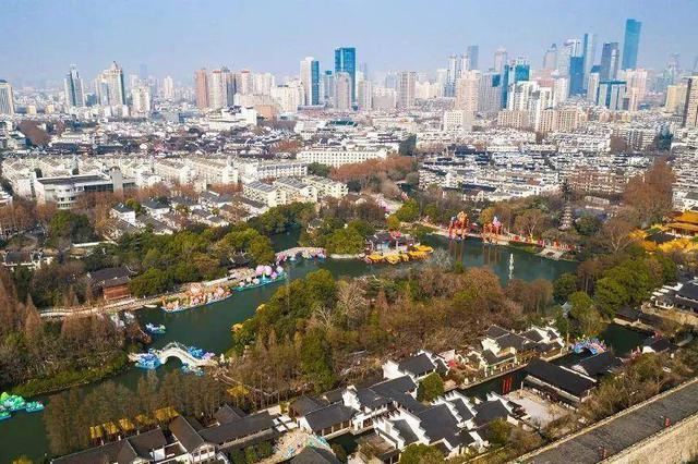 高清航拍！带你坐在家中“看”南京……