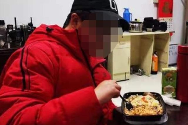 河南男孩不顾疫情见网友被拒 欲偷骑环卫三轮车回家