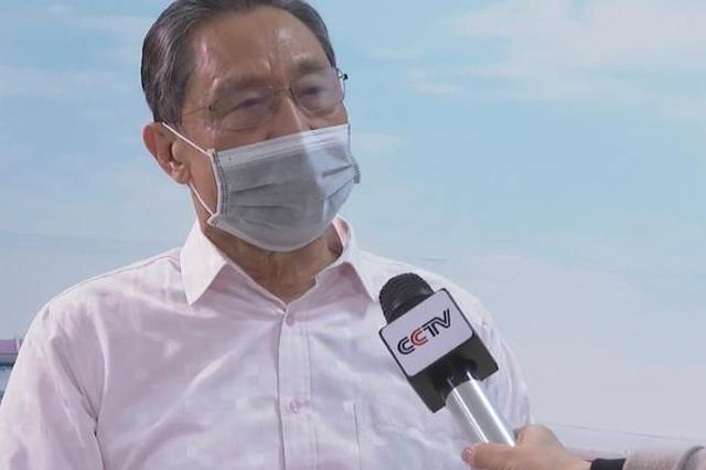 钟南山哭了：李文亮是英雄 很多中国医生和他一样