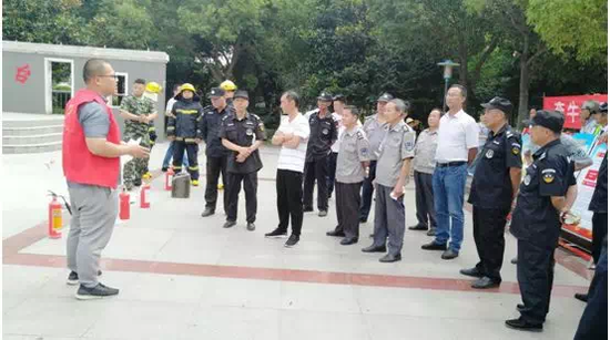 新北区新韵社会工作服务中心举办“消防知识进社区”活动