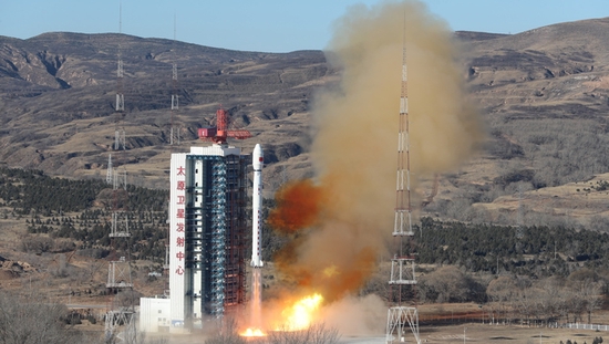 12月26日11时11分,我国在太原卫星发射中心用长征四号丙运载火箭,成功将资源一号02E卫星发射升空。卫星顺利进入预定轨道,发射任务获得圆满成功。