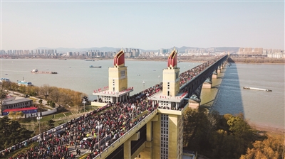 大桥北路快速化改造工程主线 今日与长江大桥同步通车