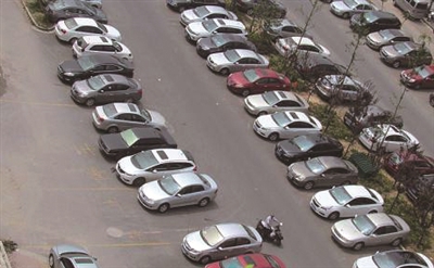 浦口区试点共享现有停车位 缓解居民晚间“难停车”