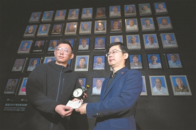 南京大屠杀幸存者仅剩八十五名 纪念馆为两位去世老人熄灯