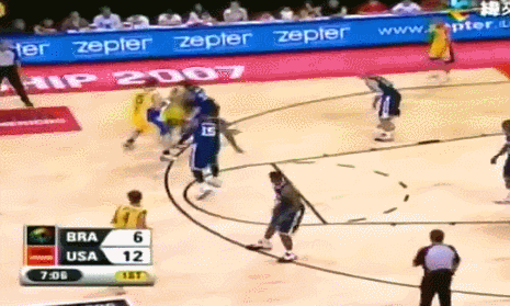 库兹马伤退“梦十三”名单敲定 美国男篮成软柿子？