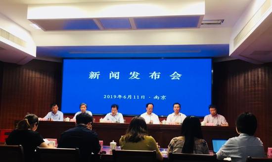 聚焦新时代 注重以主题图书、主题活动弘扬主流价值