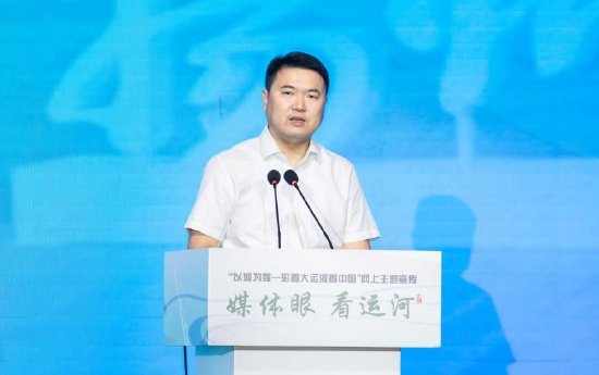 扬州市委宣传部常务副部长沈文杰现场推介