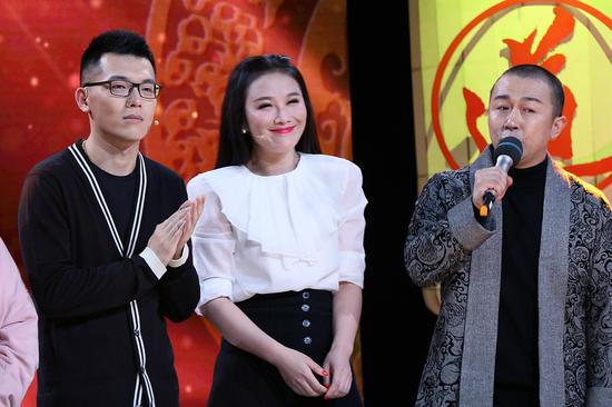 《非常周末》回忆杀 陈怡今波陆之瑞一枝花再聚首