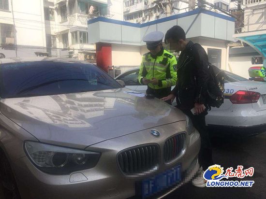 男子因醉驾被吊销驾照 大胆驾驶套牌车上路再