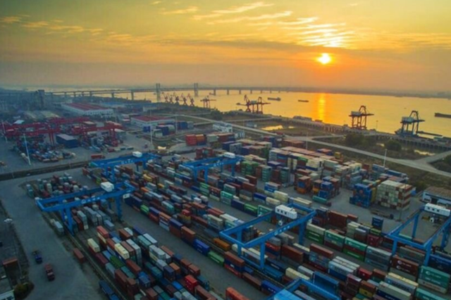 江苏外贸由“大”求“优” 前两月进出口增长15%