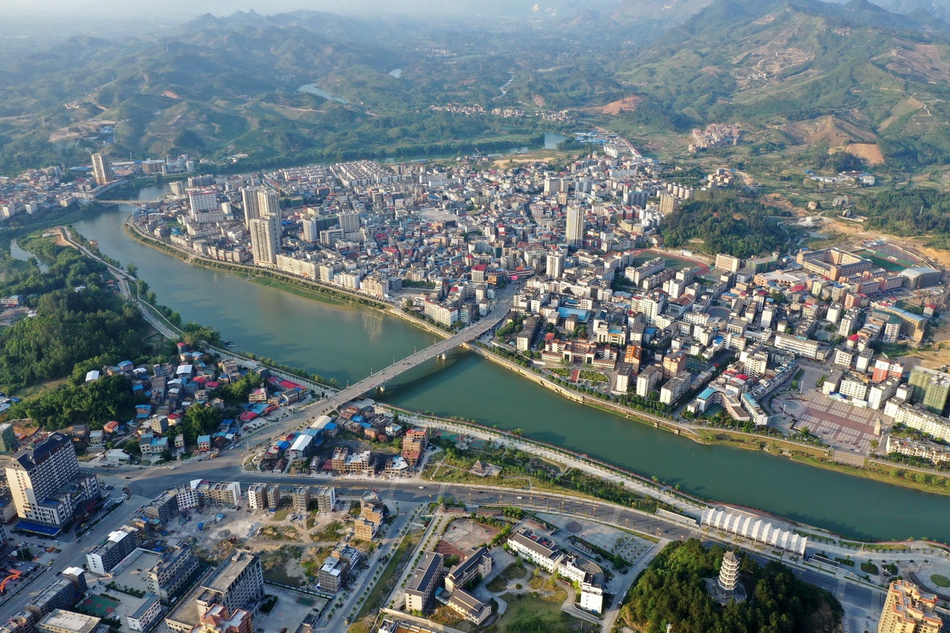广西人口族_广西人口分布地图