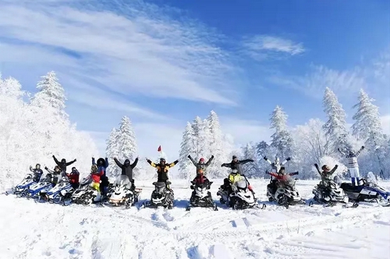 长白山雪岭