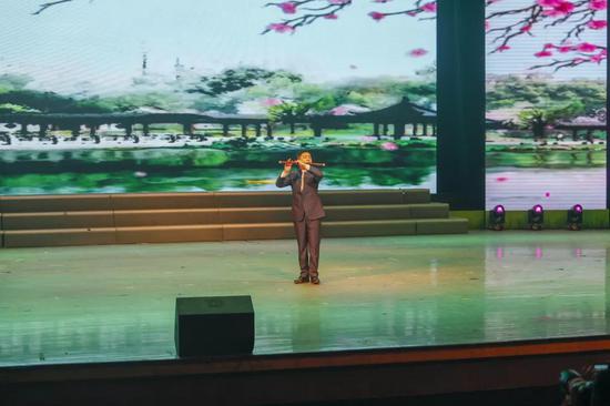 “春天的邀约”——台州与通化文化走亲文艺演出在通化市成功举办