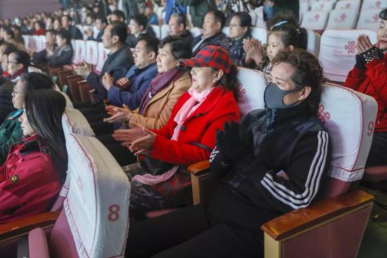 “春天的邀约”——台州与通化文化走亲文艺演出在通化市成功举办