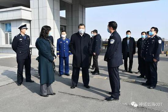 松原市市长于强到宁江监狱检查督导疫情防控工作