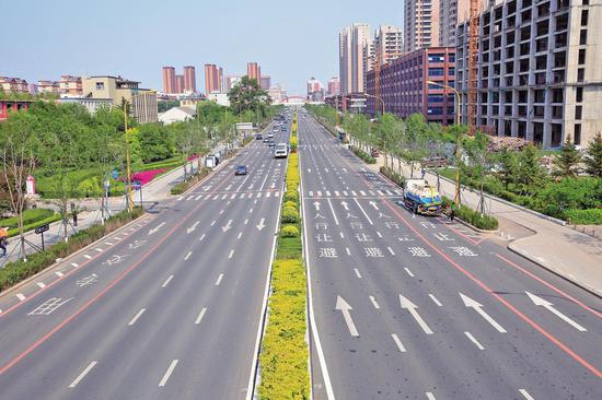提升改造后的长春市东西主轴线街路成为又一张靓丽的名片。
