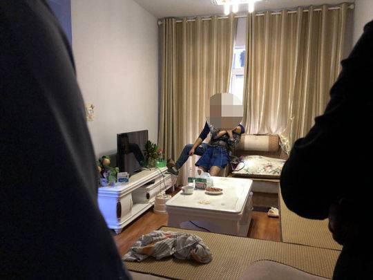 因财产分割纠纷 男子持刀劫持前妻