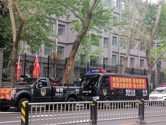 各部门做好联防联控工作,确保高考顺利进行。