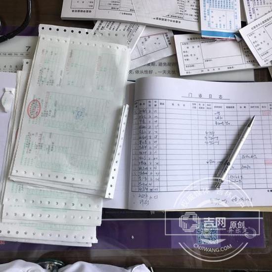 看到别人的朋友圈晒的都是各种吃喝玩乐,心里会不会觉得很落寞?