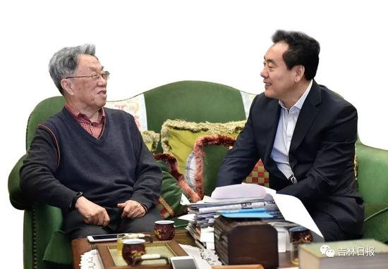陈耀辉对话著名作家、文化部原部长王蒙