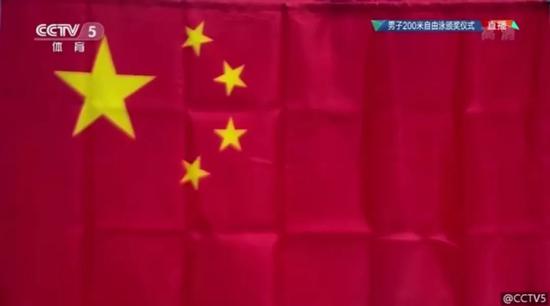 男女篮双双夺冠 全场高呼“姚明”