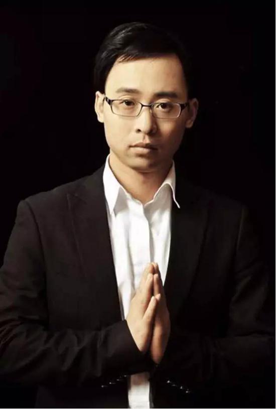 王运韬 沙龙主持人 宁波夏雨雨人文化传媒有限公司总经理 民宿活动策