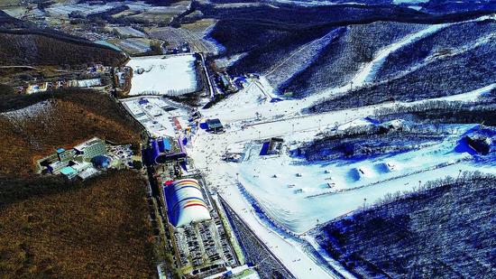 　世茂莲花山滑雪场（资料图片）