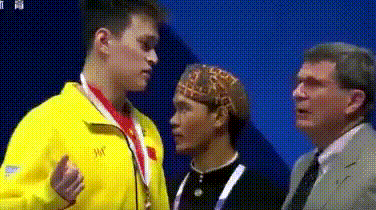 孙杨现场交涉
