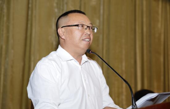 吉林省慈善总会秘书长王志勇在2018年“圆梦大学”慈善助学金发放仪上致辞