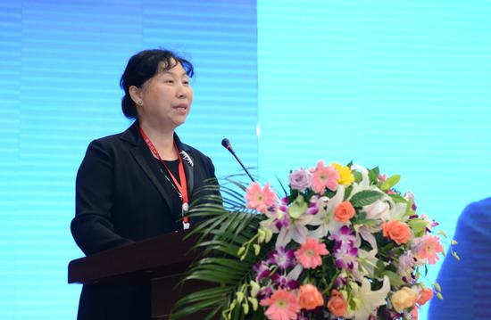 中国-中东欧国家合作事务特别代表霍玉珍在开幕式上致辞