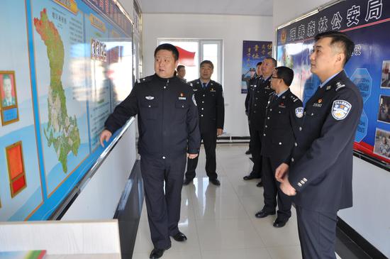 珲春森林公安局领导深入基层派出所 检查指导