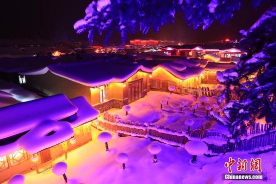 资料图:中国雪乡。中新社记者 于琨 摄