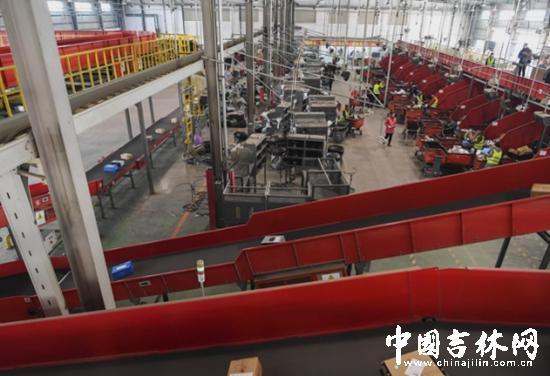 顺丰速运分拣中心