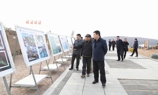 长春市规划局规划编制处处长栾立欣一行到九台