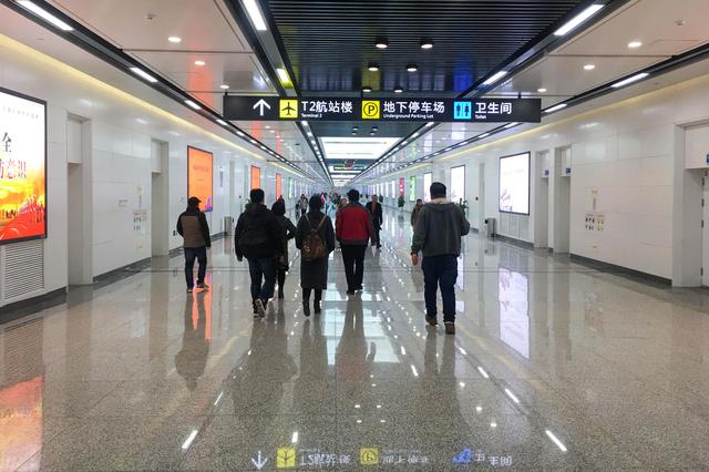 长春龙嘉机场地下通道投入使用近一月 获赞无数