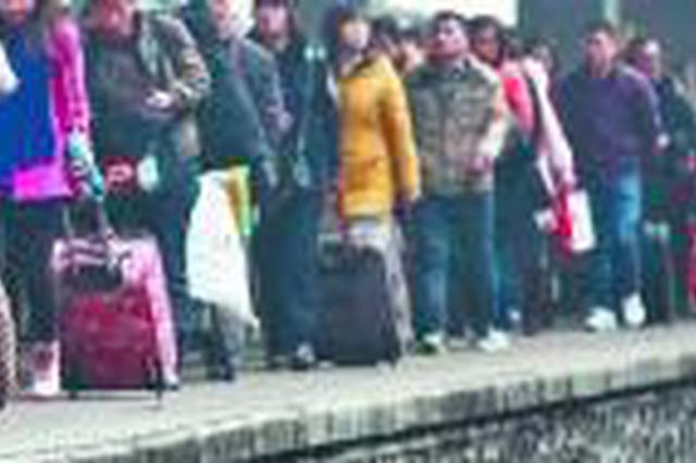 万博manbetx客服站春运发送旅客379万人次