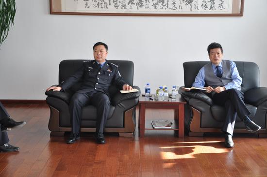 珲春森林公安局将虎豹保护作为开篇第一要务