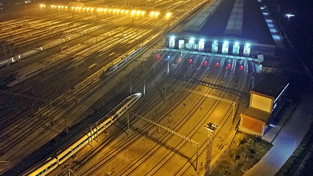 carousel第一张图片