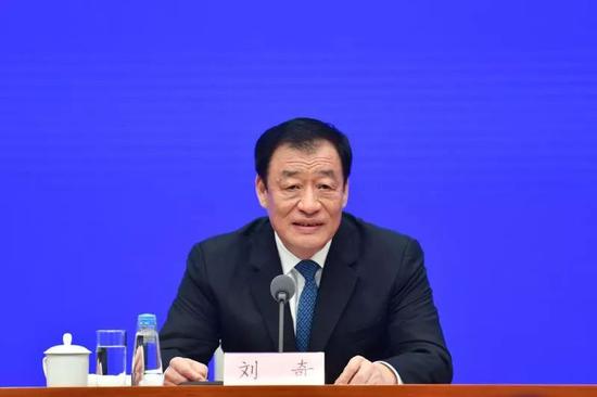 新闻发布会现场 刘奇书记深情地讲起了这个故事…