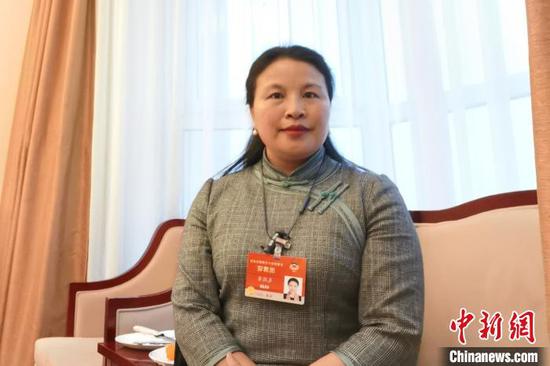 图为全国政协委员、江西省南昌市副市长龙国英。受访者 供图