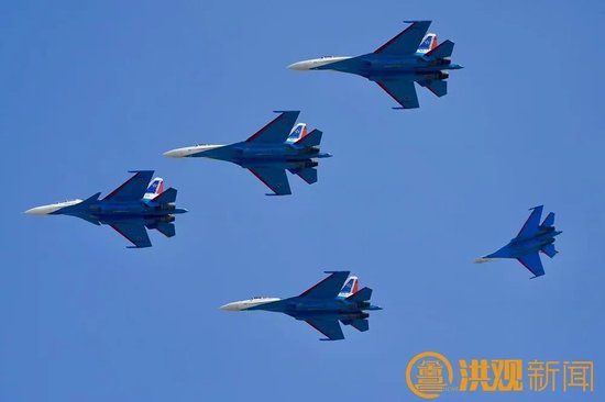 俄罗斯勇士飞行表演队飞抵南昌