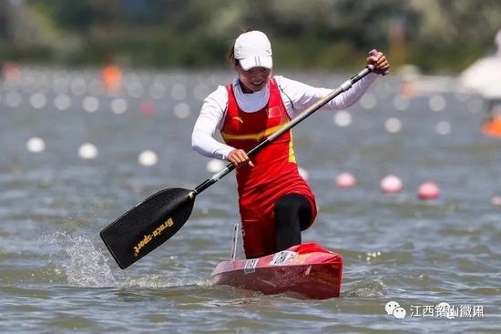 铅山姑娘徐诗晓在2018年皮划艇世界杯匈牙利