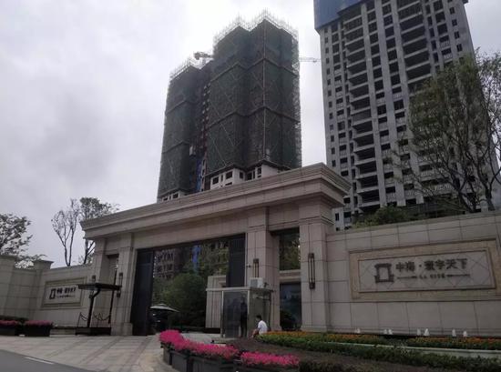“想卖多少钱就卖多少钱 只要多拆点到精装里”