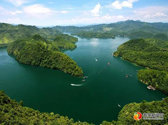 上犹县阳明湖旅游景区。资料图